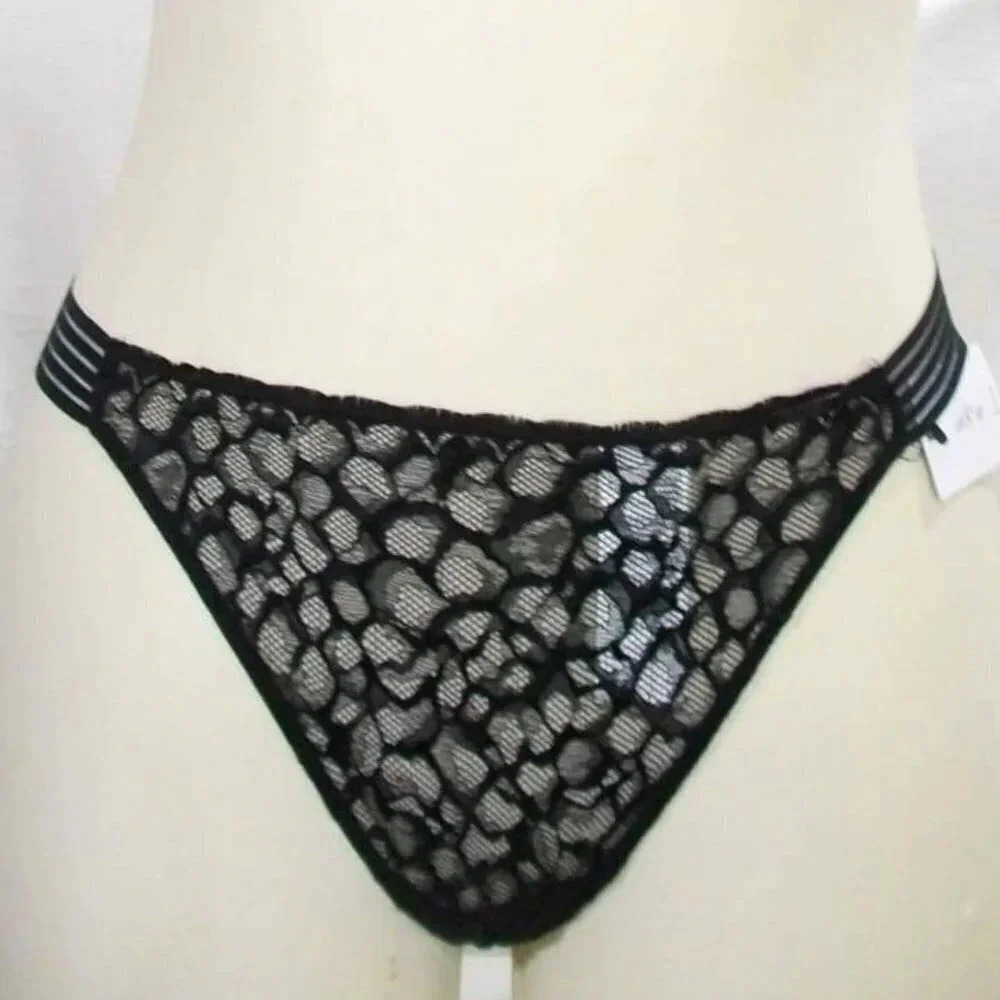 LARGE Calvin Klein QF4063 Vixen Striped Lace Thong Black NWT New with Tags DUE